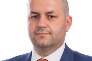 Dorel Căprar: „Guvernul alocă fonduri pentru stadionul UTA, însă lucrările sunt întârziate din cauza administraţiei Falcă”