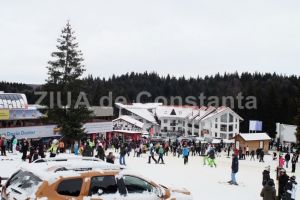 Fotoreportaj: Cum au petrecut turistii 1 ianuarie la Poiana Brasov (galerie foto)   