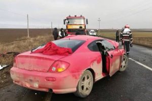 ACCIDENT TERIBL în judeţul Covasna. O persoană a murit, iar cinci au fost grav rănite 