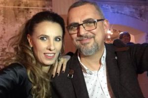 SCANDALOS. O susţinătoare #rezist a „mâncat” din Revelionul lui Firea. Femeia, FĂCUTĂ PRAF de un om de cultură 