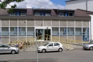 Fundaţia Alpha Transilvană pregăteşte un centru comunitar pentru „oamenii străzii”