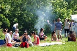 Câte zile libere vom avea în 2018. CALENDARUL COMPLET al sărbătorilor legale