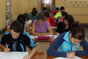 Noi materii opţionale pentru liceeni: Teoria cunoaşterii, Inteligenţă ecologică sau Finanţe personale, cuprinse în planurile-cadru pentru învăţământul liceal