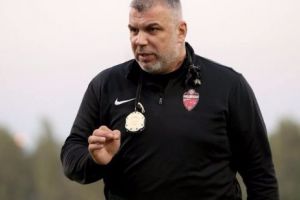 Lovitură financiară pentru Cosmin Olăroiu! Șeicii i-au MĂRIT SALARIUL, în ultimul an de contract