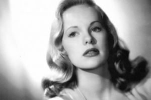 DOLIU la HOLLYWOOD. A MURIT o mare actriţă, „FEMEIA FATALĂ” a anilor ‘50