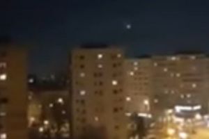 APARIȚIA BIZARĂ de pe cer care a ISTERIZAT bucureştenii! S-a aflat, în sfârşit, despre ce e vorba