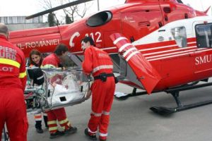 Bebeluş transportat cu elicopterul la Bucureşti
