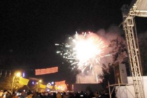 Mii de vasluieni au petrecut în centrele civice: Revelionul din stradă