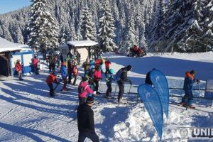 Incidente pe pârtiile de la Șureanu şi Arieşeni: Turişti cu fracturi, entorse şi luxaţii. Un grup s-a rătăcit în pădure de Revelion