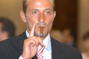 SONDAJ EvZ. Când va fi adus Radu Mazăre înapoi în România?