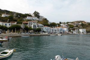 Locuitorii de pe această INSULĂ au descoperit SECRETUL LONGEVITĂȚII. Ce fac pentru a trăi peste 90 de ani