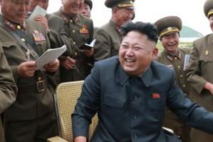 VICLENIILE lui Kim: Cum bagă ZÂZANIE între Trump şi Moon cu „Butonul Nuclear” şi „Telefonul Roşu”