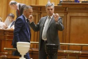 Valeriu Zgonea a fost TRIMIS în JUDECATĂ de DNA. Fostul PREȘEDINTE al Camerei Deputaţilor este ACUZAT de trafic de influenţă