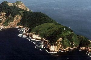 Paradisul MORTAL! Motivul pentru care oamenii NU AU CURAJ să calce pe această INSULĂ SUPERBĂ