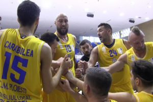 Drumuri lungi în semifinale