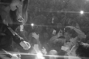 Cea mai frumoasă SURPIZĂ din 2018, primită de o româncă: A fost cerută în căsătorie de CEL MAI BUN DJ din lume