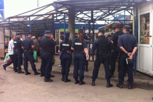 Razie in Oborul din Ploiesti si in zona Halelor. S-au intocmit 7 dosare penale