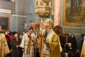 Părintele Arhiepiscop Varsanufie: „Anul 2018 ne îndatorează să păstrăm şi să întărim unitatea de credinţă a neamului nostru”