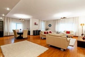 Cum să-ţi vinzi apartamentul în timp record şi la un preţ avantajos în patru paşi (P)