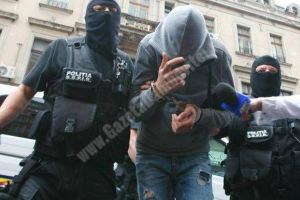 Percheziţii în Dâmboviţa, în colaborare cu autorităţile engleze, pentru destructurarea unei reţele de trafic de persoane