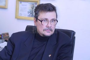 Mugur Andronic a devenit membru al Uniunii Scriitorilor din România