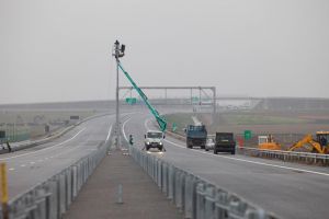 Ministrul Transporturilor e acuzat ca minte pe tema autostrazilor aflate in constructie