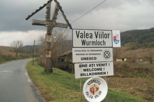 CJ Sibiu modernizează încă zece kilometri de drum între Copşa Mică şi Motiş