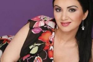 ADEVĂRUL din spatele DEMISIEI Adrianei Bahmuţeanu de la Antena Stars. Vedeta are PROBLEME de SĂNĂTATE 