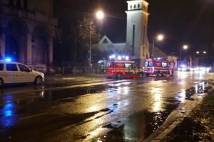 FOTO&VIDEO. Două accidente unul după altul! Trei pietoni loviţi, aseară, în municipiul Satu Mare