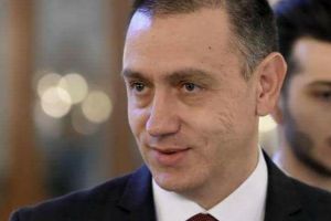 Ministrul apararii nationale, Mihai Fifor in vizita de lucru la Spitalul Universitar 'Dr. Carol Davila' din Bucuresti