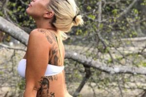 Lady Gaga şi tatuajele ei făcute doar pe partea stângă