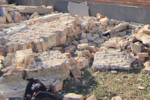 Doua imobile din Constanta vor fi puse la pamant. A fost obtinuta autorizatia de desfiintare