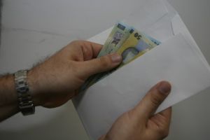 Sentinţă definitivă în dosarul „Mită de la mama şi copilul” la Medicină