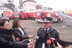 Autospecială nouă de salvare şi lucru la înălţime