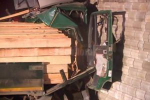 Ancheta accidentului cu trei oameni striviţi de „Zidul morţii”, nefinalizată la mai bine ...