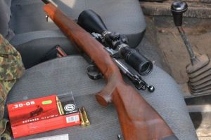 UPDATE 2. Copilul împuşcat, fiul unui paznic de vânătoare. Accidentul, chiar de ziua lui