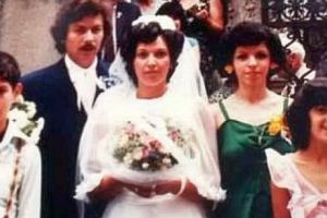 Mobilizare uriaşă pe INTERNET! Un american caută un cuplu de români ca să le dea pozele de la nunta din 1981!