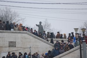 Basoreliefuri şi ţinute de epocă, de Bobotează, pe Faleză