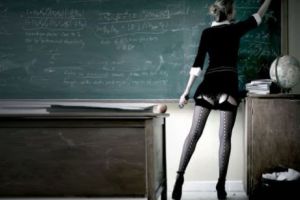 Un profesor le-a arătat elevilor IMAGINI XXX chiar în timpul cursurilor. COPIII de clasa a V-a au rămas ȘOCAȚI - FOTO