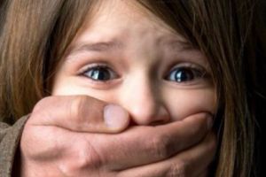 ALERTĂ! Un PEDOFIL este căutat de POLIȚIȘTI în BUCUREȘTI