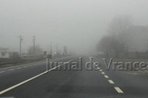 Atenţie la drum! COD GALBEN de ceaţă în Vrancea şi alte judeţe ale Moldovei