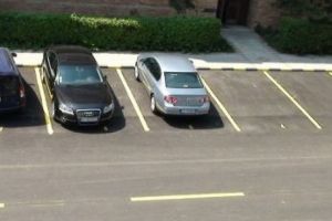 Veste bună pentru şoferii din Alba Iulia: Locurile de parcare pot fi ocupate de către oricine, între orele 8.00 şi 16.00