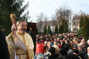 Protopopul Bistriţei, Alexandru Vidican, de Bobotează: Am şters multe lacrimi cu biunecuvântarea Iordanului