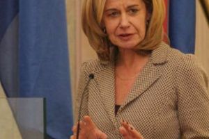 A MINŢIT DIPLOMATIC şi a ajuns „vedetă” în presa olandeză. Ambasadoarea Stella Ronner-Grubacic este în corzi