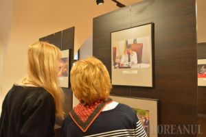 Cronicari... cu obiective: Fotoreporterii bihoreni şi-au expus cele mai reuşite imagini din anul 2017 (FOTO)