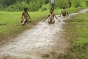 ”Pentru că nu se poate schia la Bistriţa, mai bine ne orientăm spre un alt sport de alunecare”