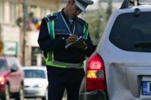 Ieri noapte, poliţiştii de la Brigada Rutieră Bucureşti au amendat 132 contravenienţi cu peste 56.000 de lei 