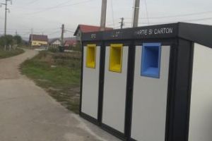 Iclodul dă lecţii Clujului. Containere ecologice - FOTO