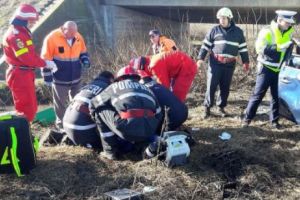 Accident grav, cu două victime încarcerate, la Tulcea 