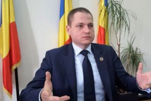 Peste 100 de agenţii de turism au rămas fără licenţe de funcţionare